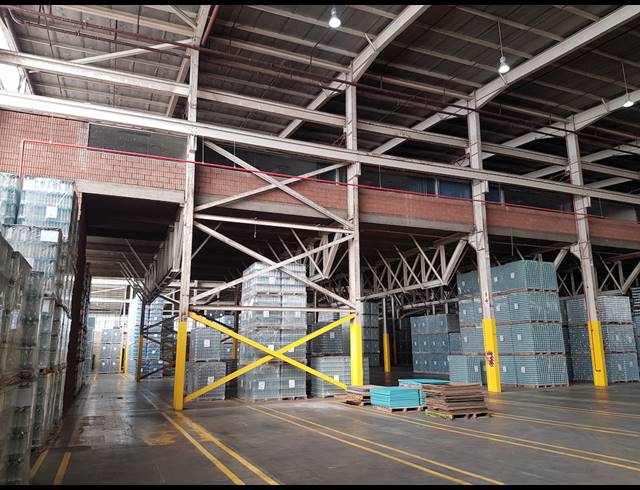24,050M² WAREHOUSE TO LET IN WILBART
